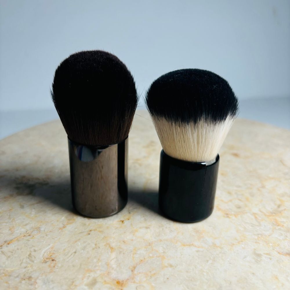 Two Make Up For Ever Kabuki Makeup Brushes Foundation Powder‎ Liquid Synthetic
